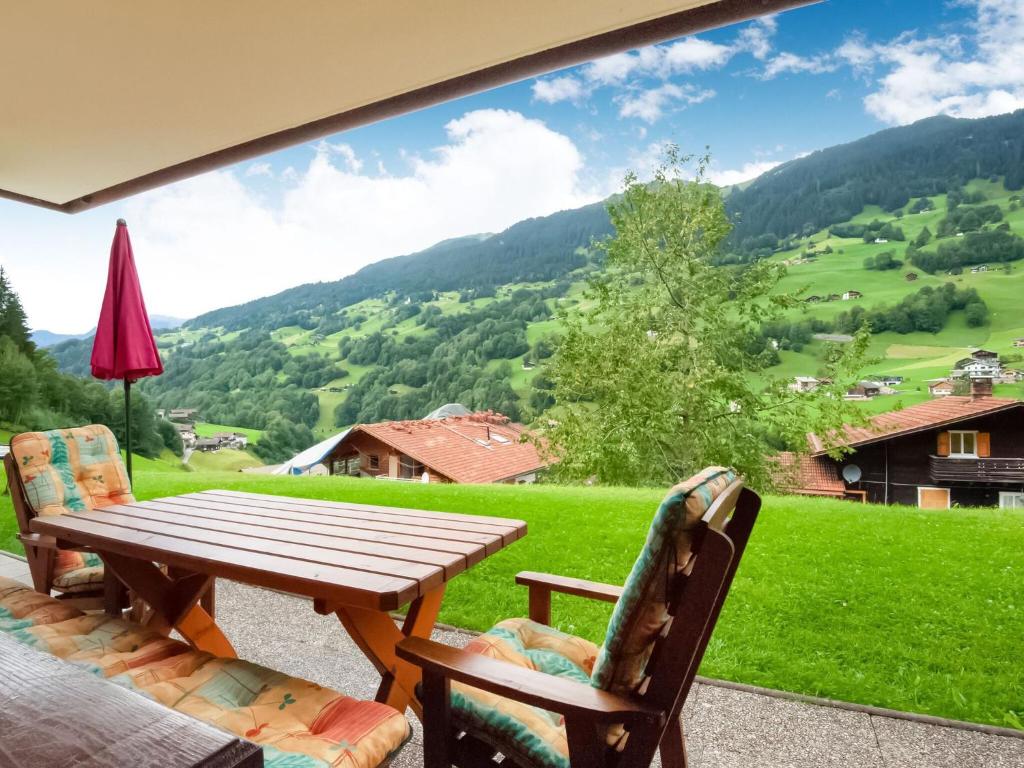 Nespecifikovaný výhled na hory nebo výhled na hory při pohledu z apartmánu