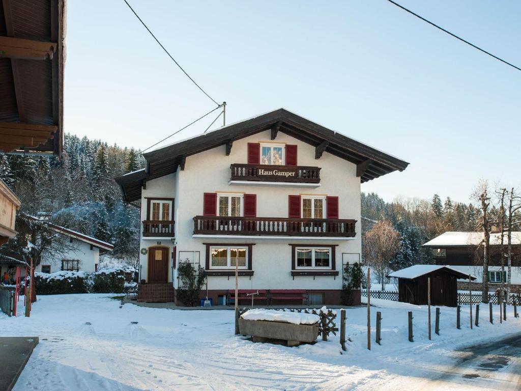 Obiekt Beautiful Holiday Home near Ski Area in Ellmau zimą