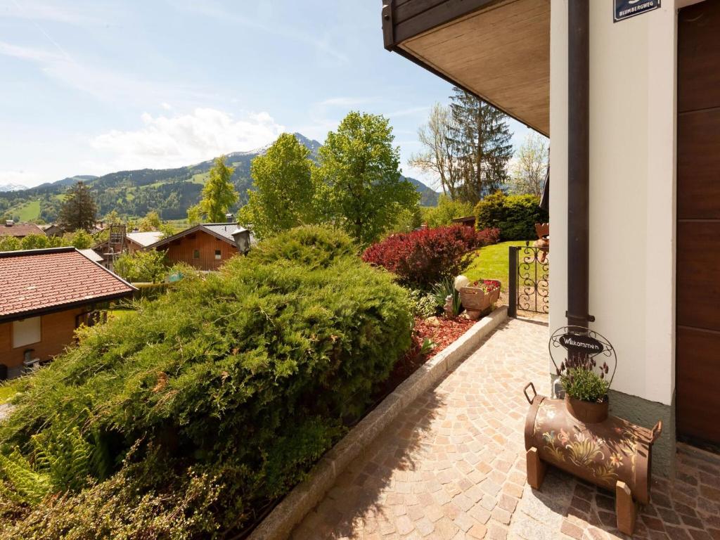 Fotografia z galérie ubytovania Apartment in St Johann in Tyrol with terrace v destinácii Rettenbach