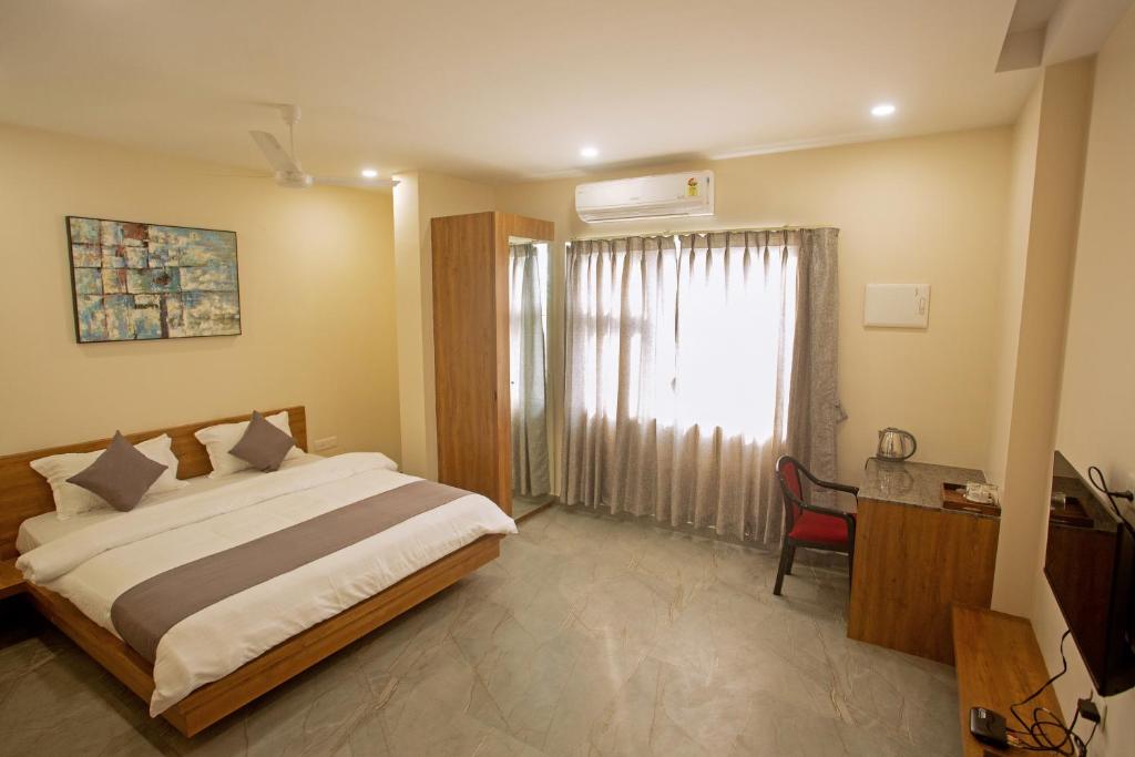 Grey House Inn - Deluxe Room