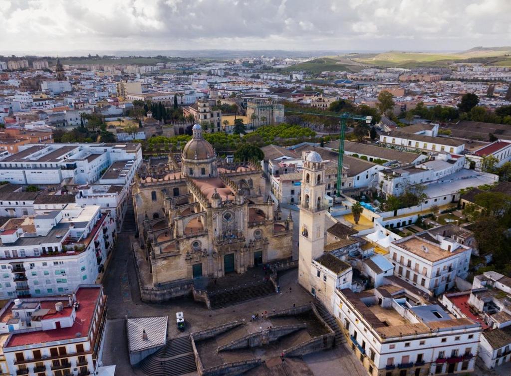 Nespecifikovaný výhled na destinaci Jerez de la Frontera nebo výhled na město při pohledu z hotelu