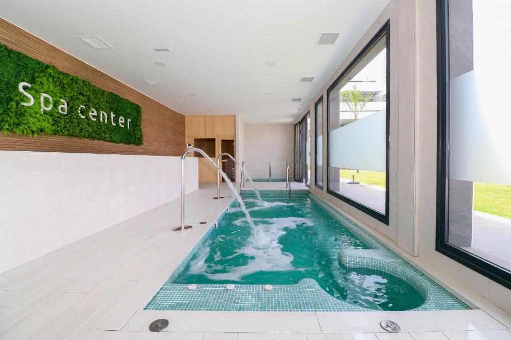 Zdjęcie z galerii obiektu Brand new luxury apartment in Cala Serena w mieście La Cala de Mijas
