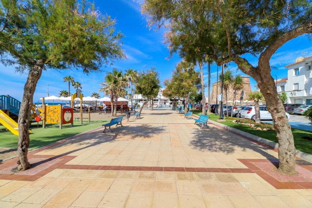 Wieczorna rozrywka dla gości nocujących obiekcie Brand new luxury apartment in Cala Serena