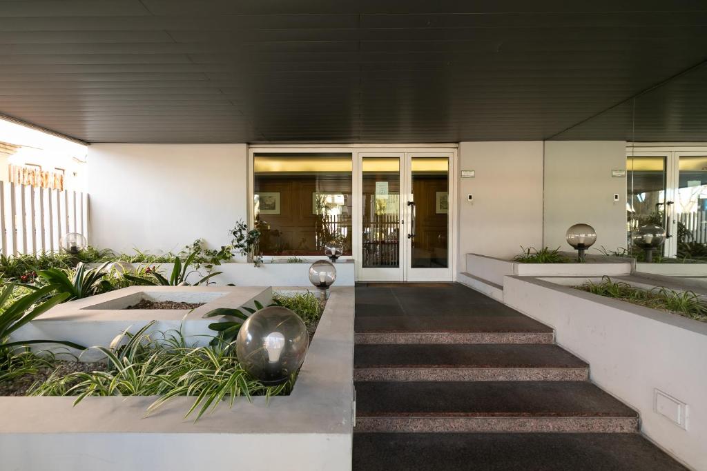 A garden outside R.C. Giulio Cesare. Loft in centro