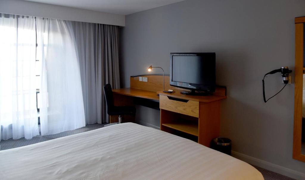 Postel nebo postele na pokoji v ubytování Holiday Inn Express Liverpool-Albert Dock by IHG