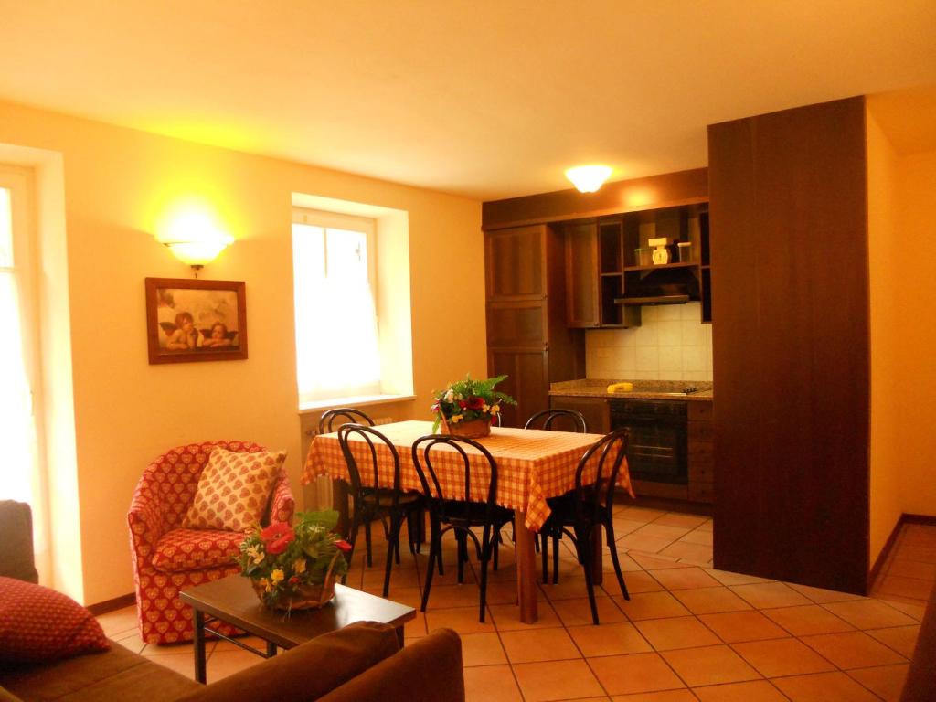 Kuchyň nebo kuchyňský kout v ubytování Residence Villa Avisio