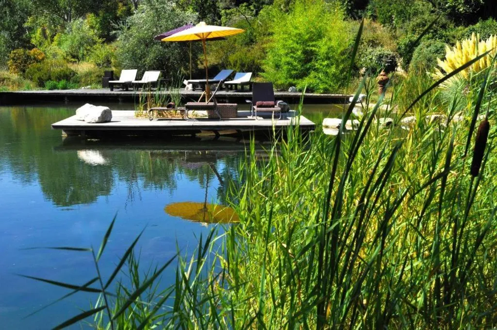 10 Best Lacoste Hotels France From 84