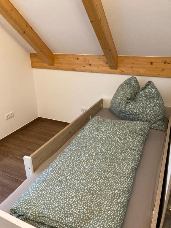 Postel nebo postele na pokoji v ubytování Chalet Bergblick
