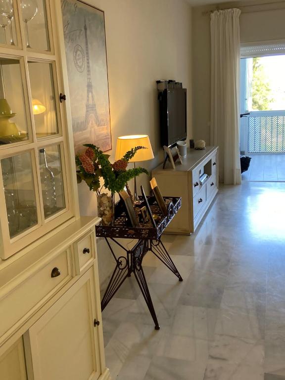 Posedenie v ubytovaní APARTAMENTO PLAYA DEL INFANTE-GOLF Costa Ballena