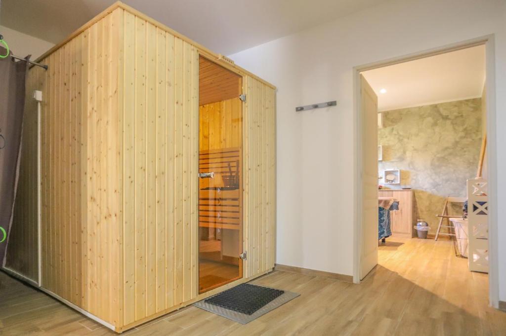 Koupelna v ubytování Camping maeva Escapades Colomba