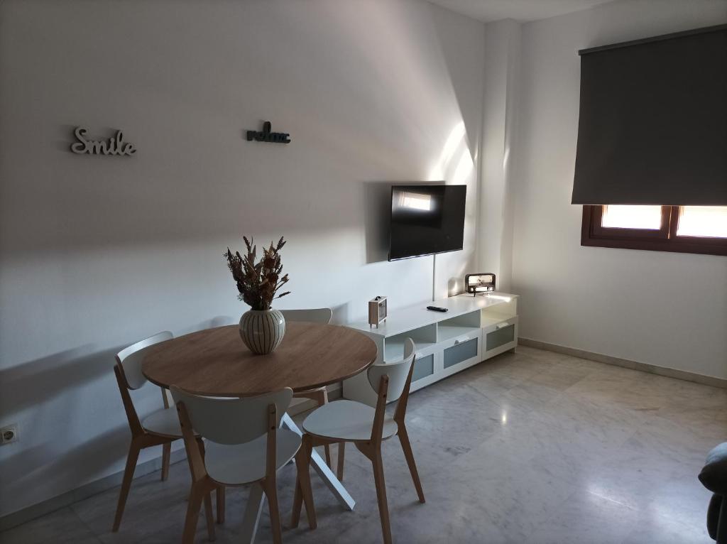Moderno apartamento en conjunto residencial con piscina y ...