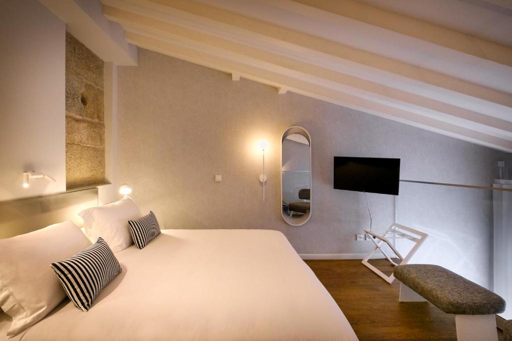 MouraSuites Hotel - 4