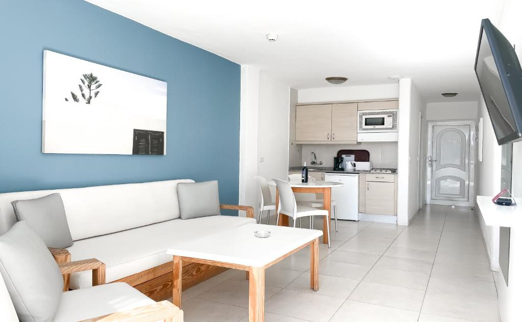 A kitchen or kitchenette at Playa Del Sol - Adults Only
