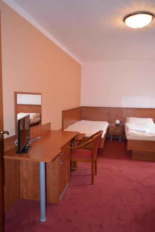 Hotel Koruna - Triple Room