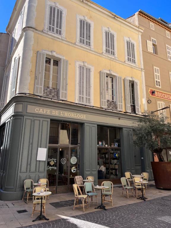 L'appartement du Café de l'horloge, La Ciotat, France - Booking.com