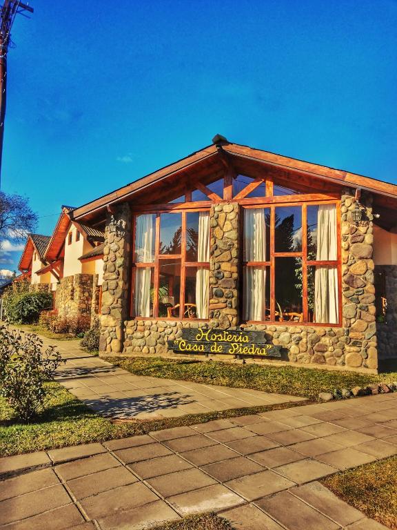 Hotel y Cabañas Casa de Piedra