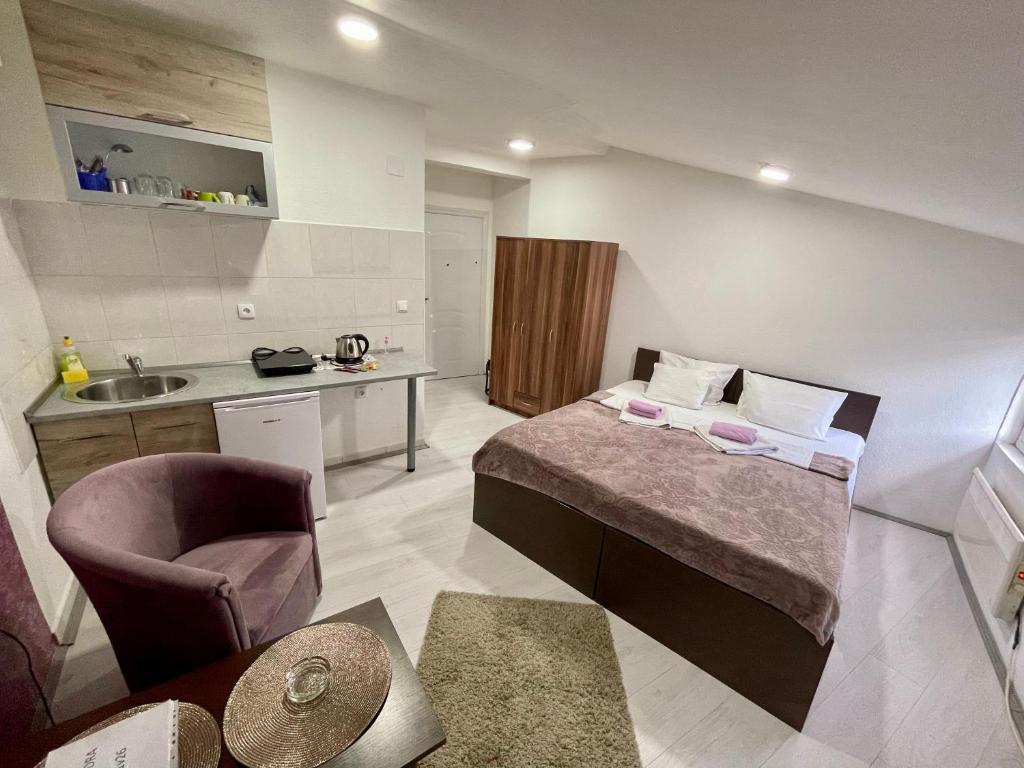 Apartmani Aleksandra u centru grada - Standard -Doppel- Oder Zwillingszimmer