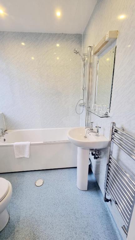 The Guards Hotel - Resim 26