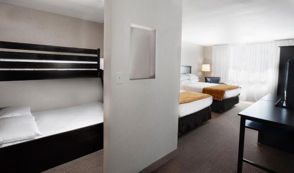 
Deluxe Family Bunk Bed Suite - Room Only
