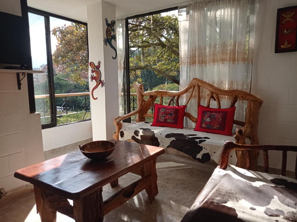 Apartamento Pintoresco Medellín - 