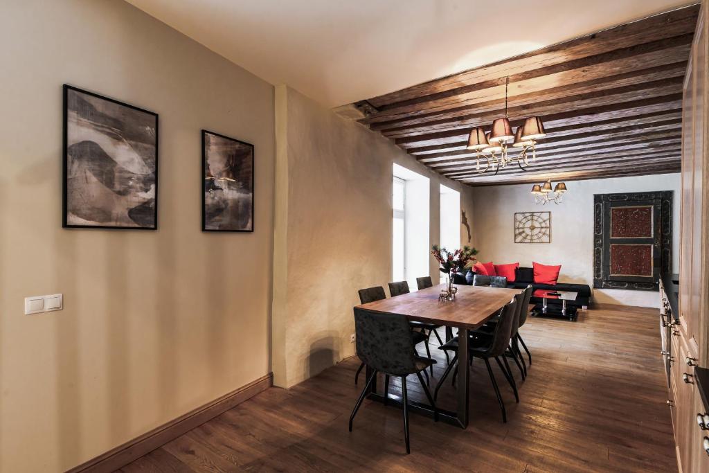 Posezení v ubytování AirHome - Kuninga Apartment