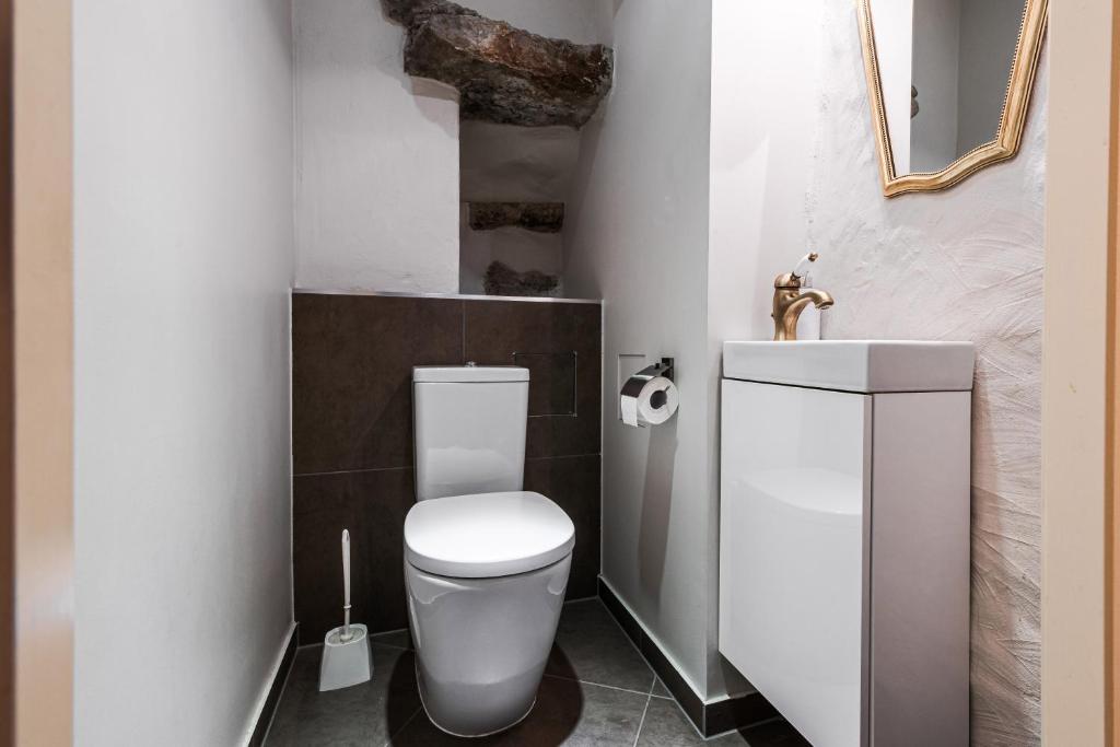 Koupelna v ubytování AirHome - Kuninga Apartment