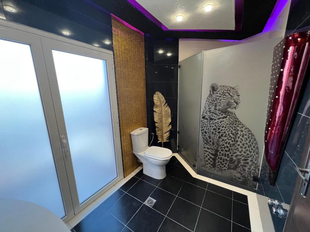 Koupelna v ubytování Xcite Hotel Salem