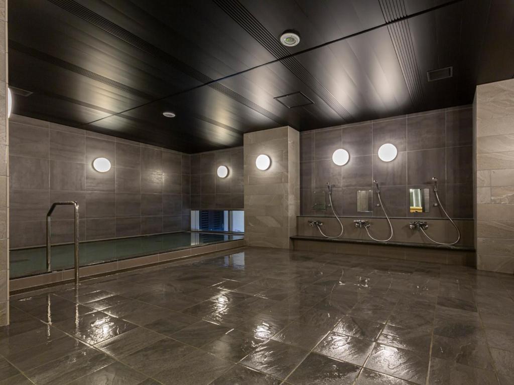 Bazén v ubytování Akabane Holic Hotel nebo v jeho okolí