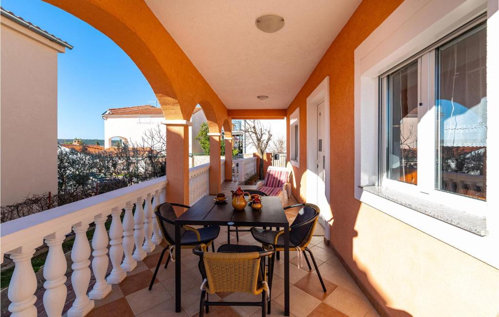 Balkon lub taras w obiekcie Amazing Apartment In Krusevo