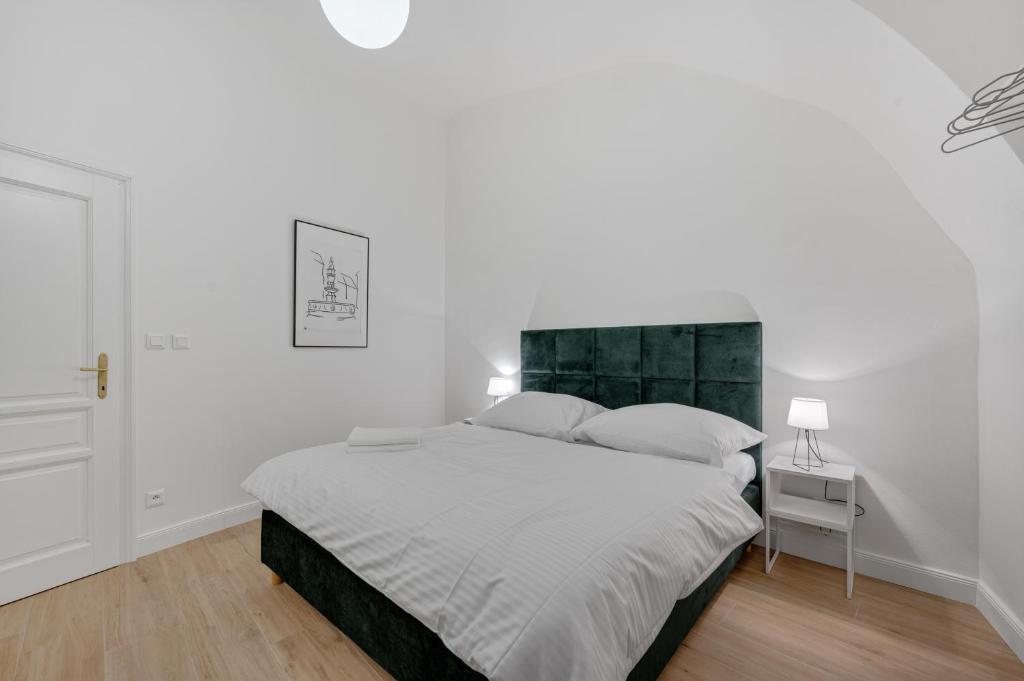 Palace Apartments - Resim 17