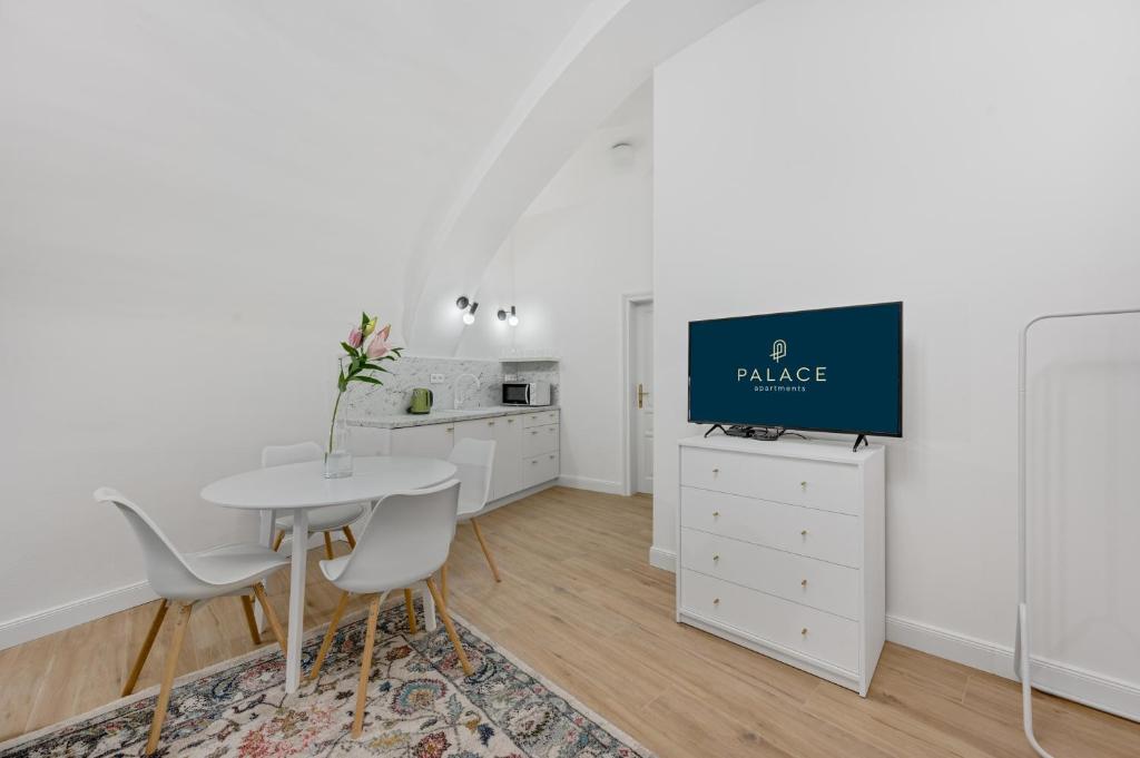 Palace Apartments - Resim 20