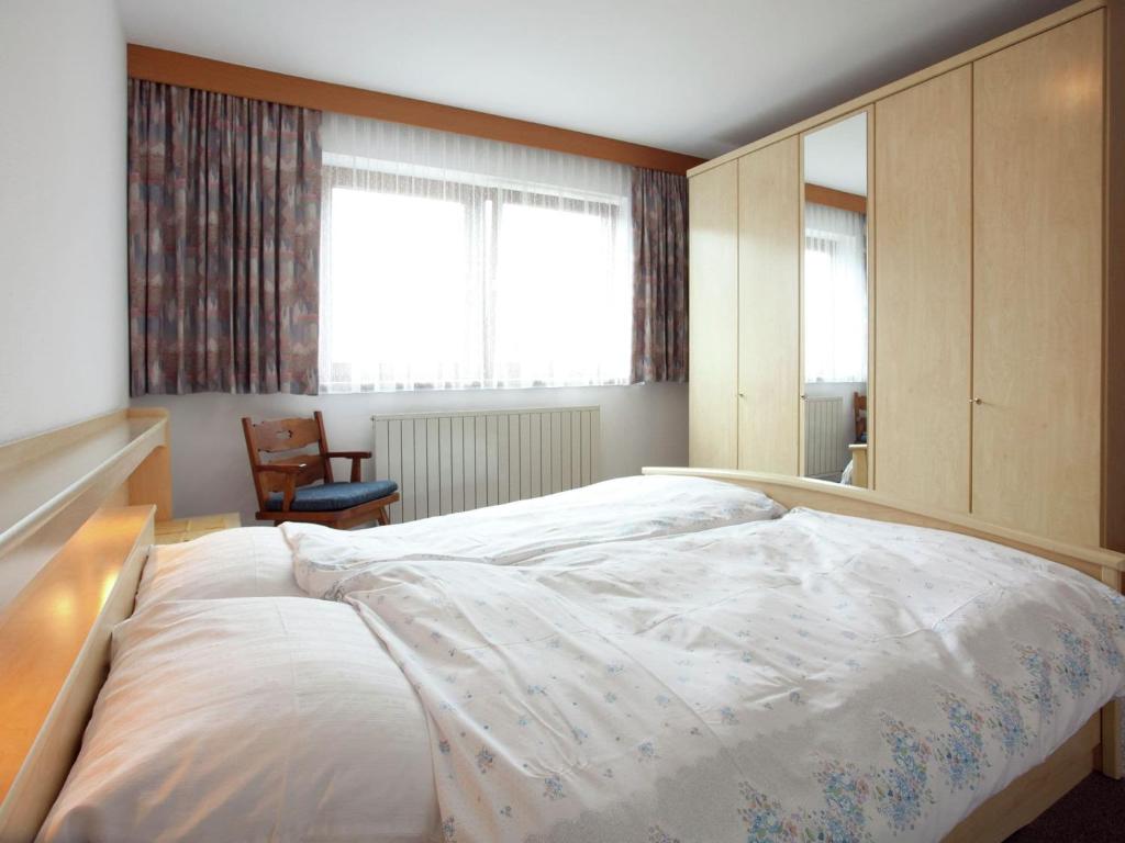 Postel nebo postele na pokoji v ubytování Apartment in Ötztal near Ski Slopes