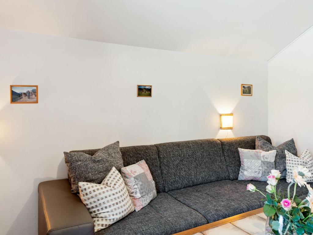 Posedenie v ubytovaní Apartment in Ötz near Hochoetz Ski Area
