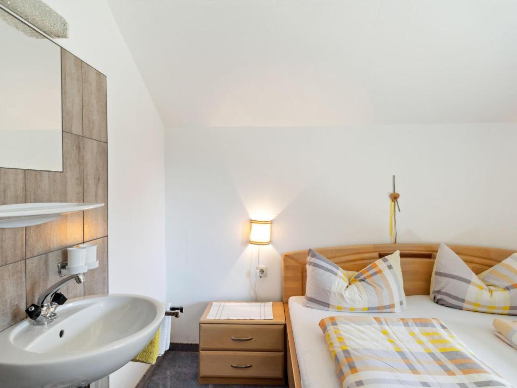 Posteľ alebo postele v izbe v ubytovaní Apartment in Ötz near Hochoetz Ski Area