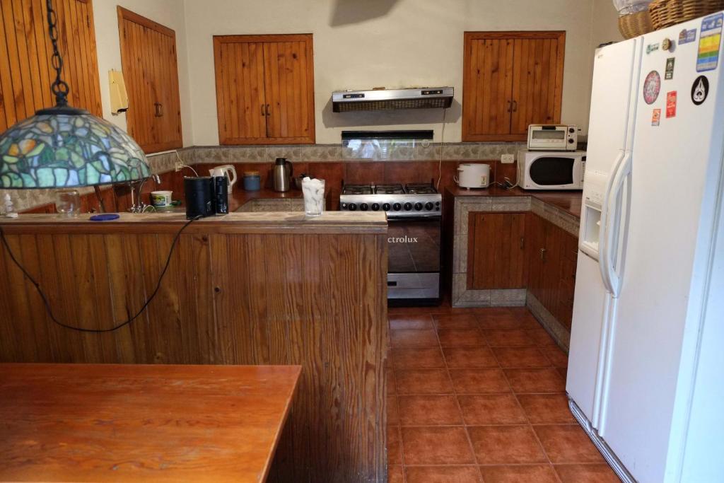 Eldhús eða eldhúskrókur á Inkawasi Miraflores Hostel