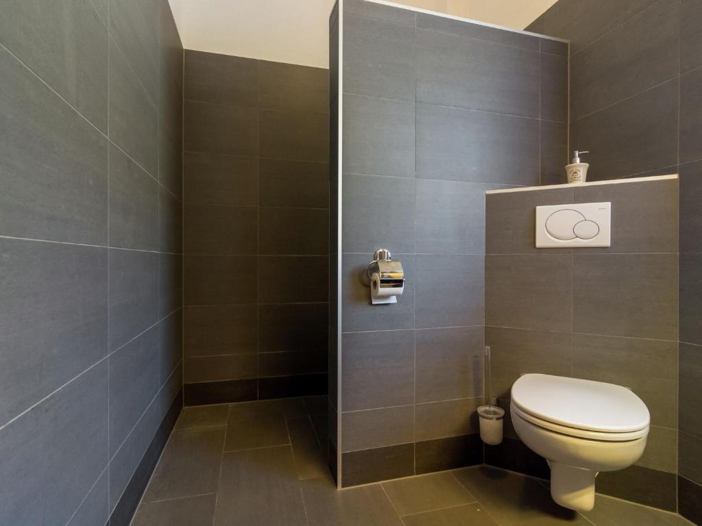 A bathroom at Luxurious holiday home with terrace in Tyrol