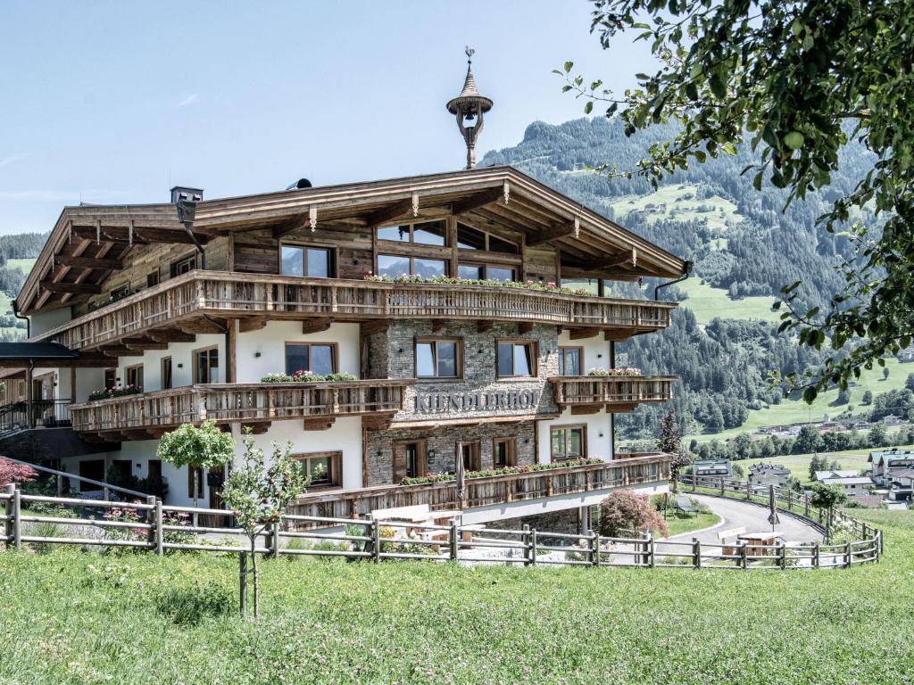 Táj Show holiday homes közelében