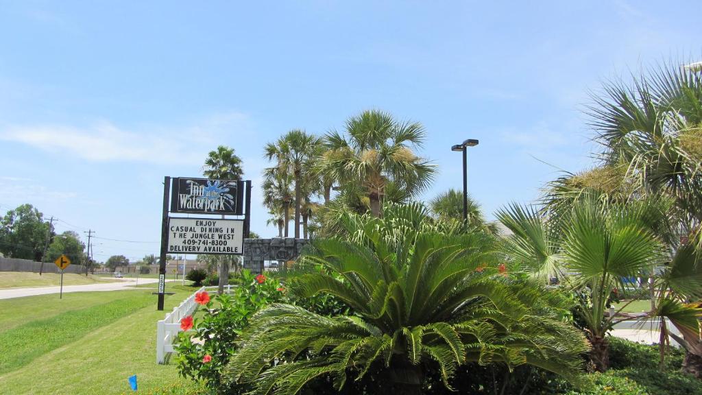 Inn at the Waterpark photo