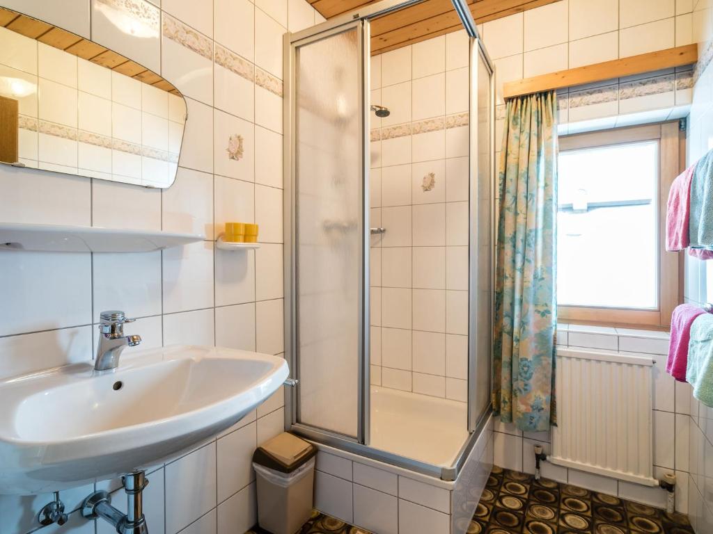 Koupelna v ubytování Apartment in Saalbach-Hinterglemm near ski area