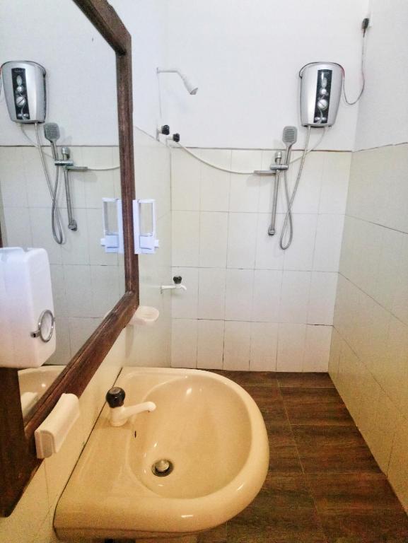 Kashyapa Kingdom View Home - 18