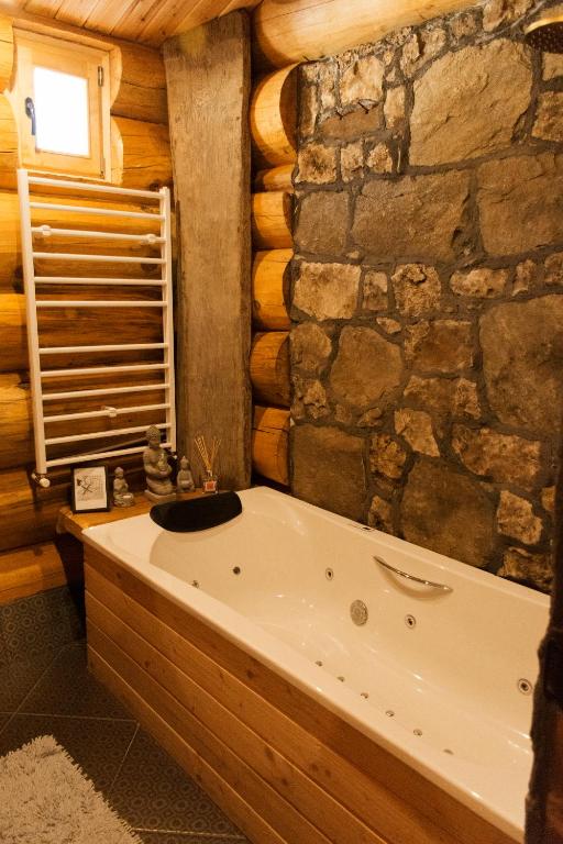 Koupelna v ubytování ECO HOUSES ART OF LIVING - Еко къщи изкуството да живееш