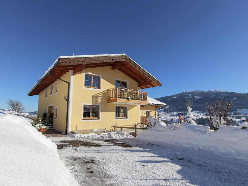 Nespecifikovaný výhled na hory nebo výhled na hory při pohledu z apartmánu