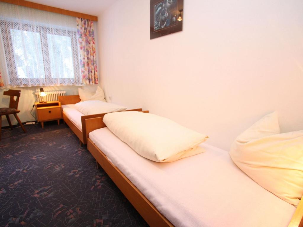 Postel nebo postele na pokoji v ubytování Apartment in Dienten near Ski Lift