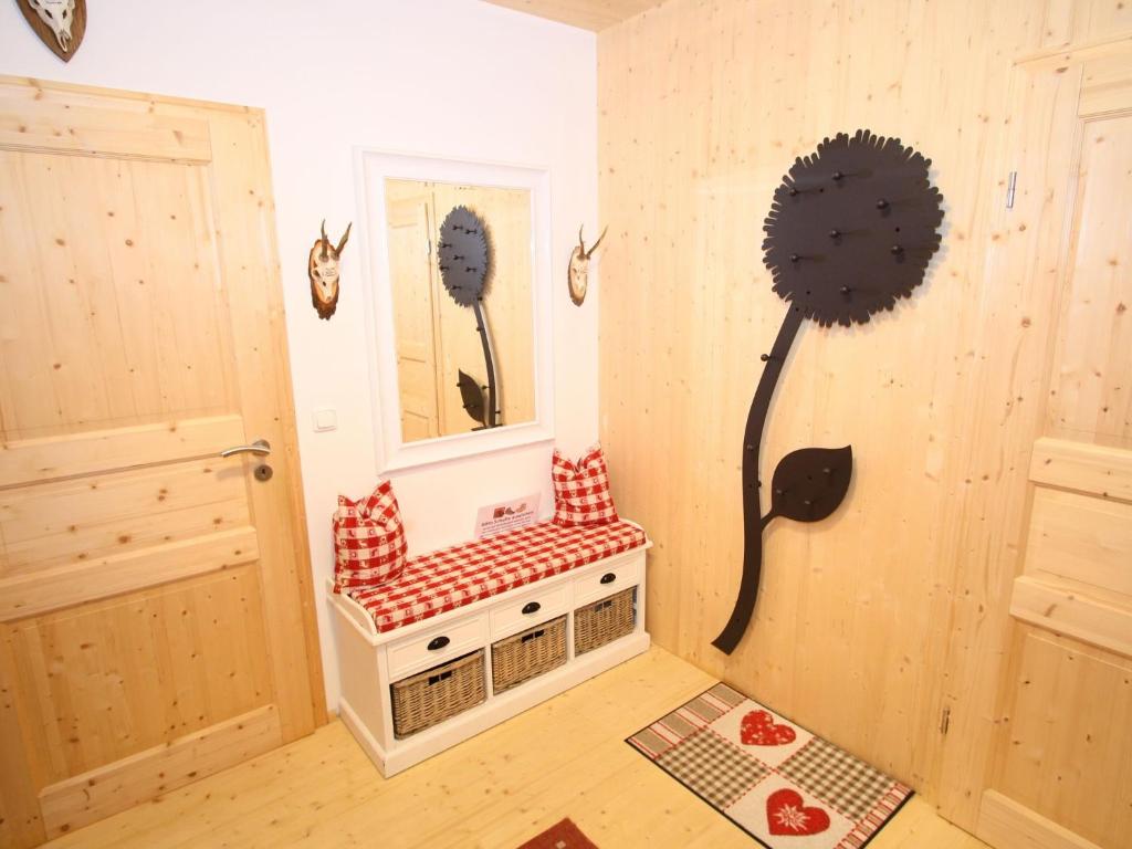 Fotografia z galérie ubytovania Chalet in Hohentauern with hot tub and sauna v destinácii Hohentauern