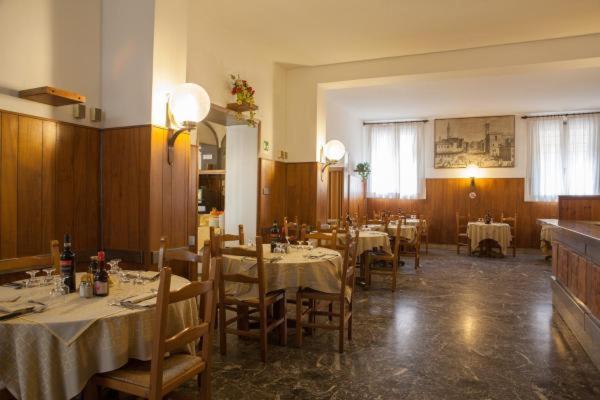 AUTO PARK Hotel - Resim 8