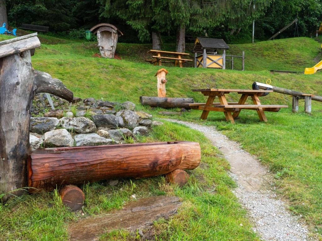 Zahrada ubytování Apartment in Hainzenberg near Ski Lift
