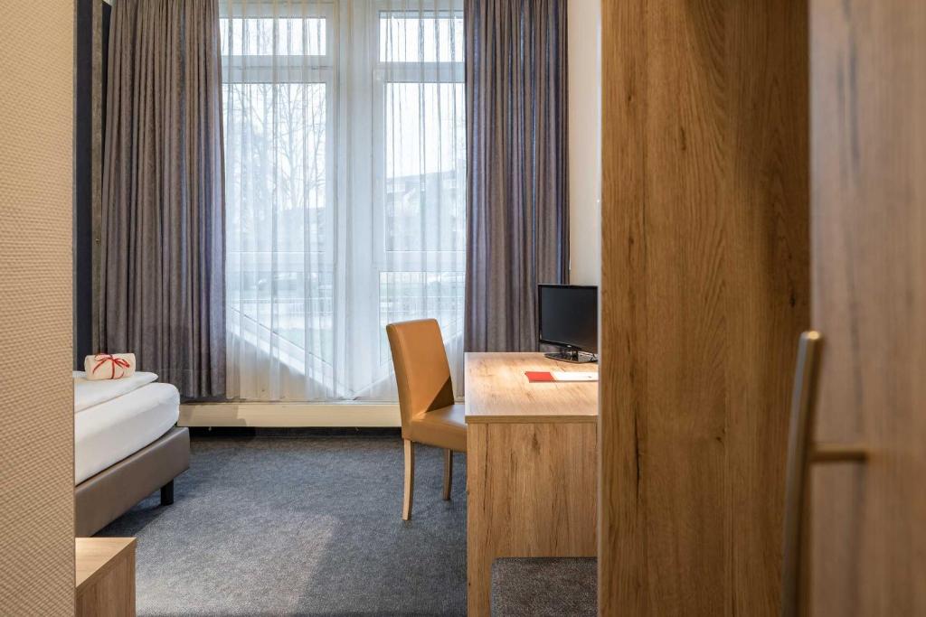 Astoria Easy - Resim 2