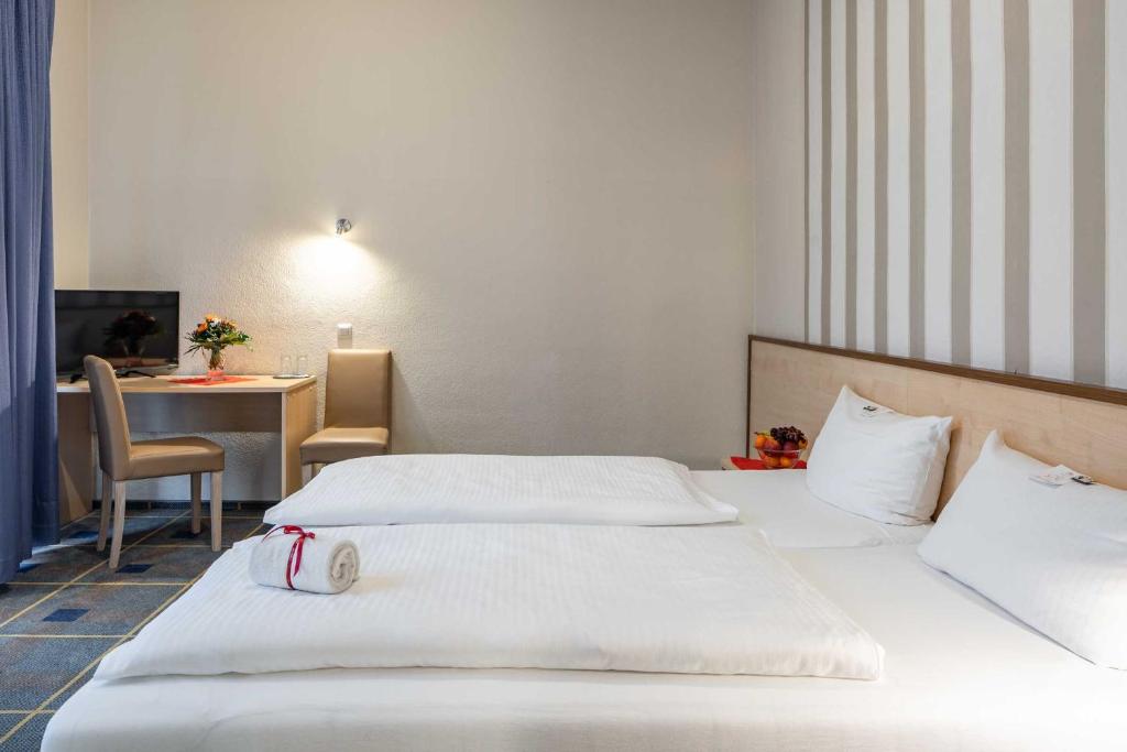 Astoria Easy - Resim 1