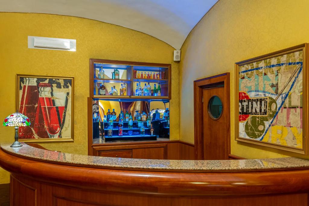 Lounge nebo bar v ubytování Hotel Medici