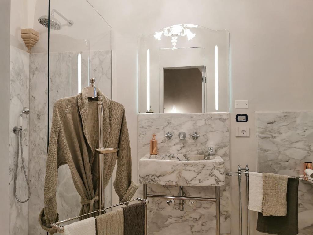 Koupelna v ubytování Palazzo Maresgallo Suites & SPA